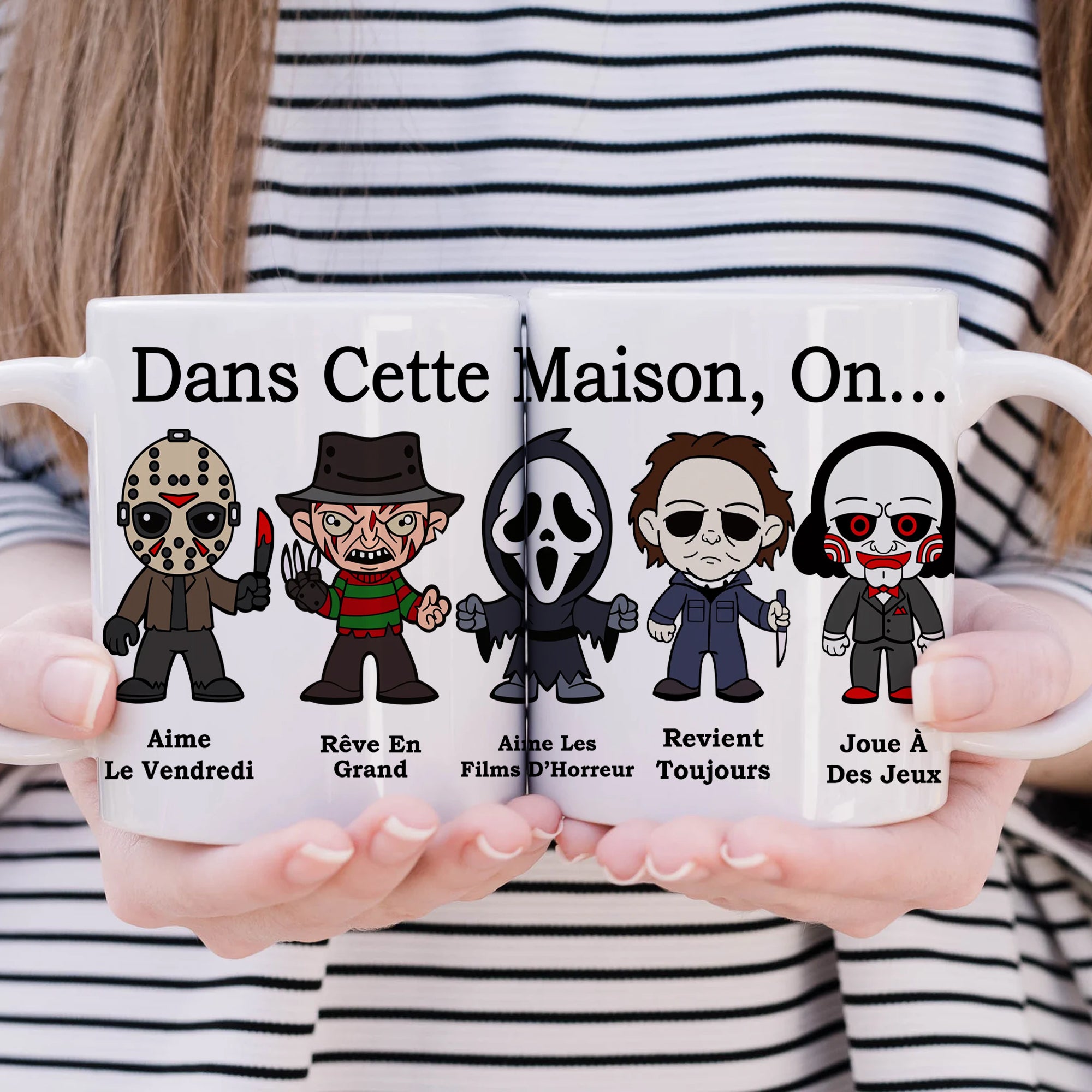 Dans Cette Maison, Nous Horrifions La Tasse À Café d'Halloween, Les Tasses De Films d'horreur, Le Cadeau d'Halloween Joyeux